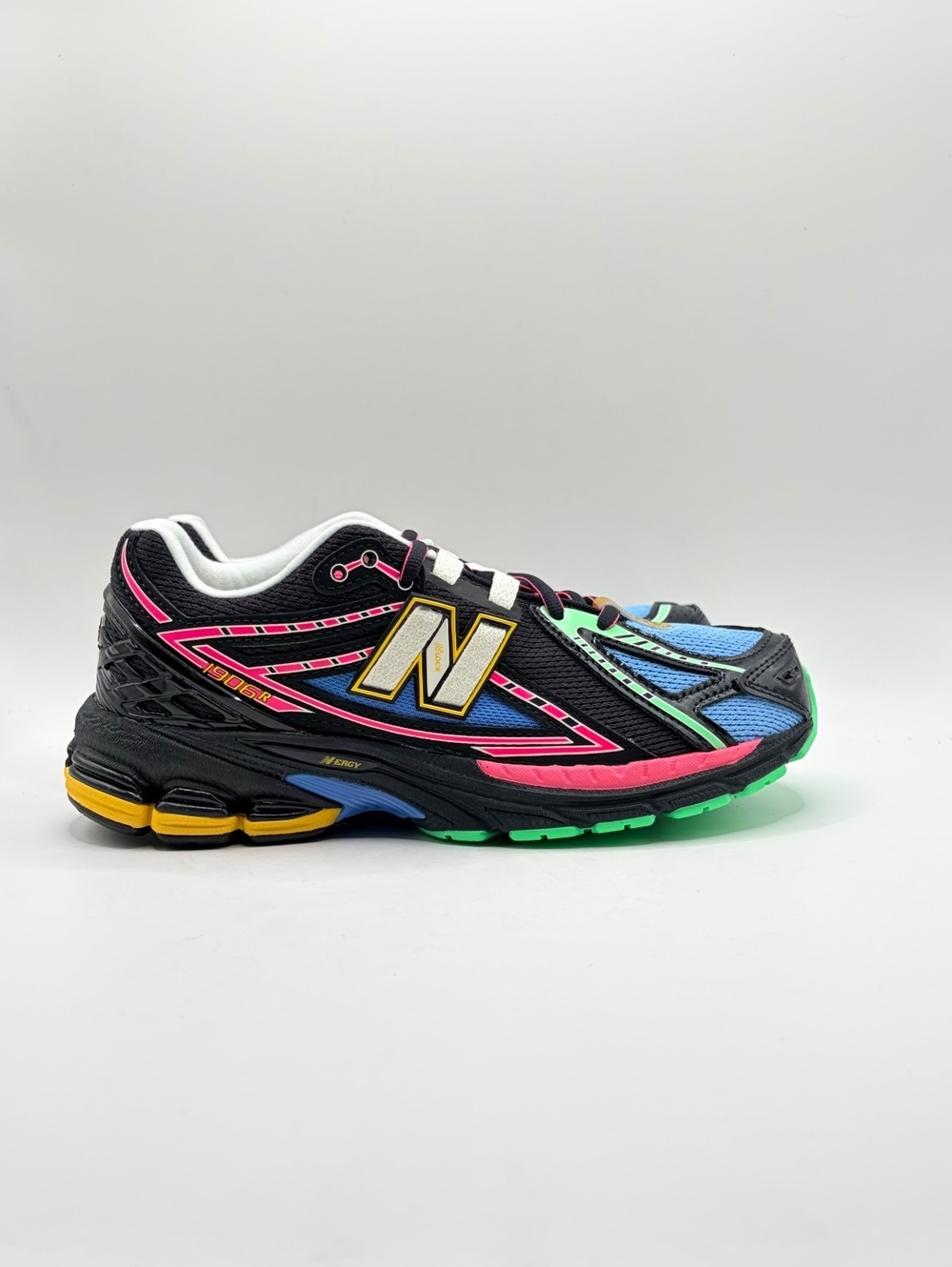 New Balance 1906R Multicolor Running Shoes Black White Size 4.5Y/6 Womens